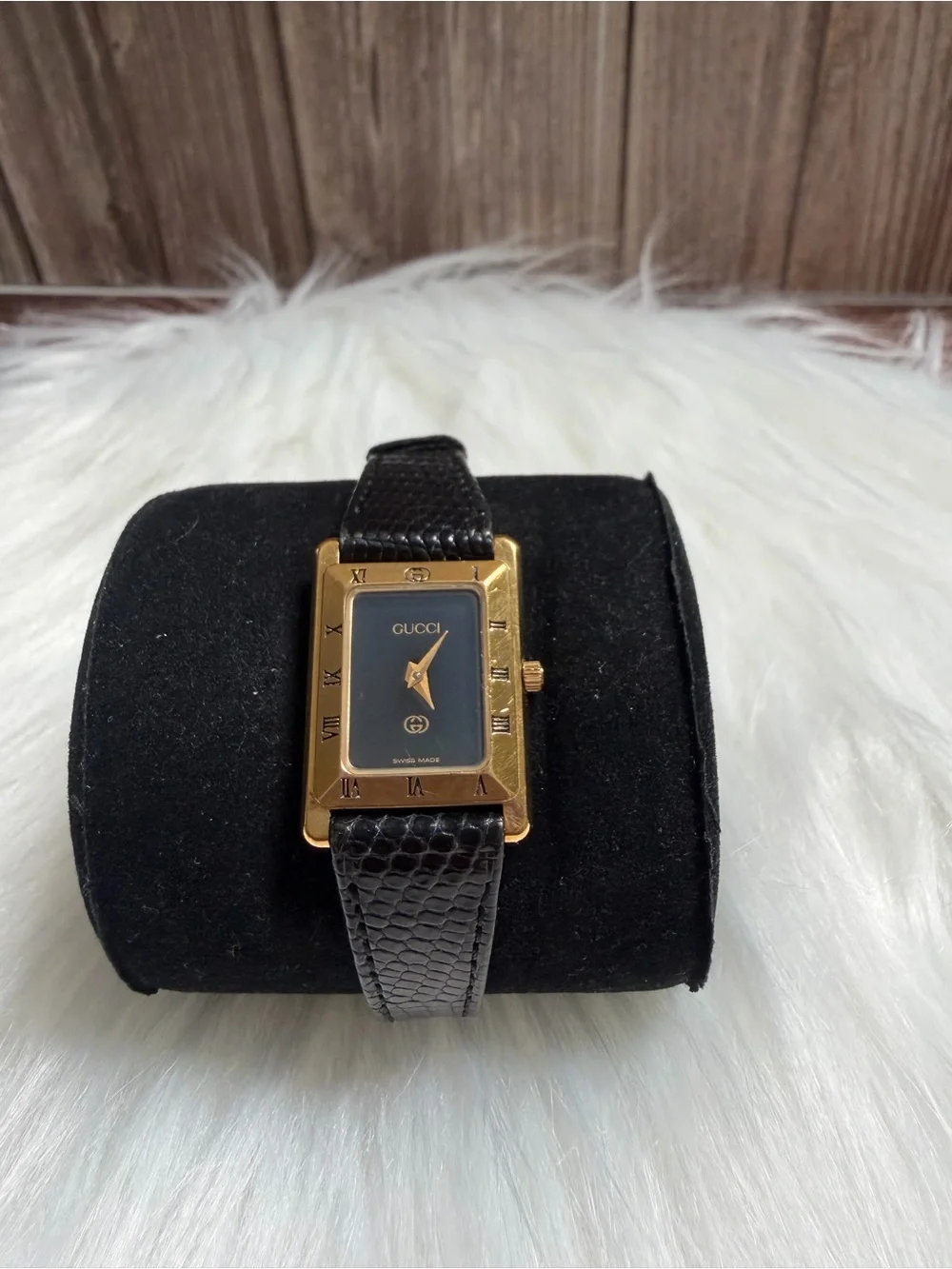 Gucci Vintage Watch 4200M